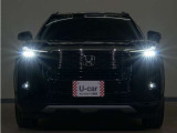 LEDヘッドライト(オートハイビーム機能付)が搭載されており、遠くまで明るく均一に照らし、高速道路等での安心感が向上しております。