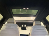 BMW正規ディーラー/認定中古車 最長4年・走行距離無制限保証付き 禁煙車/弊社デモンストレーションカー/パノラマサンルーフ/ホワイトレザー/シートヒーター/トップビューカメラ