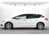 このお車はホンダ純正光脱臭・抗菌加工を納車前に致します。光触媒消臭は光触媒と銀イオンにより消臭とウイルス除菌や抗菌効果のダブル効果で車内を快適に保ちます。