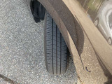 タイヤサイズは155/65R14です!各タイヤメーカー取扱いしております。お買い換えの際もご相談ください。