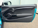 こちらのお車はMINI NEXT鶴ヶ島に展示中です。☆お問合せをお待ちしてます!