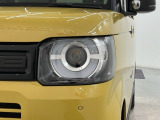 LEDヘッドライトは、点灯の瞬間から最大光量を発揮し、突然暗くなるトンネルなどでの安定感を高めます。