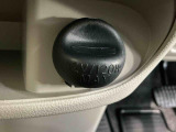 安全安心な走行のために、納車前には小さなクルマを知り尽くしたエキスパートが基本性能に関わる機能や状態を徹底的に点検しています。