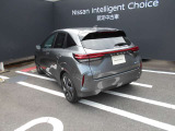 障害物を感知するセンサー付きです。狭い場所や暗いところで運転者が見落としてもブザーで知らせてくれます。