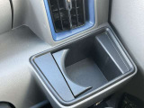 運転席用ドリンクホルダーです