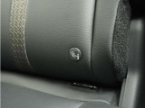 ◆ISOFIX◆シートベルトいらずでチャイルドシートと固定金具を連結するだけでガッチリ固定できます。