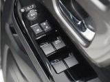 ◆パワーウィンドウスイッチ◆運転席から全席の窓の開閉操作を行うことが出来いつでも換気ができます!