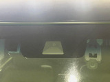 【ホンダセンシング】走行中に前方の車両等を認識し、衝突しそうな時は警報とブレーキで衝突回避と被害軽減をアシスト。より安全にドライブをお楽しみいただけます。