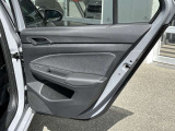 点検整備ご納車前にCertified Pre-Owned独自の「点検チェック項目シート」により、部品や機能に関する全71項目もの厳しいチェックを実施します。