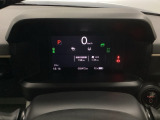 速度計周りもデザインがイイですよ!