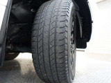 タイヤサイズは265/60R18となっております♪