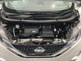 とっても綺麗なエンジンルームです♪お買い上げの際は日産整備士がメンテナンス整備を実施してお渡し致します☆