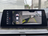 【アラウンドビューモニター】バックカメラに加え、360度のカメラで駐車も楽々。駐車が苦手な方でも安心してお乗りいただけます。
