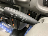 【フロント間欠ワイパー】ミスト付き間欠ワイパーです。MIST/OFF/INT/LO/HIのモードに分かれています。