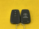 スマートキーはかばんやポケットに入れておけば、ドアのロックアンロックやエンジンの始動が可能!