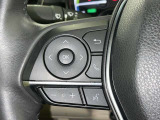 ステアリングスイッチ装備!運転しながら手元でオーディオの操作などができます。