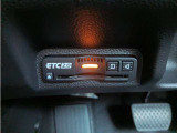 ETC装備車です、これさえあれば高速道路も楽々通行できます。お出掛けするのが好きな方には欠かせない装備です!