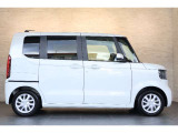 このお車はホンダ純正光脱臭・抗菌加工を納車前に致します。光触媒消臭は光触媒と銀イオンにより消臭とウイルス除菌や抗菌効果のダブル効果で車内を快適に保ちます。