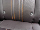 ◆ISOFIX◆シートベルトいらずでチャイルドシートと固定金具を連結するだけでガッチリ固定できます。