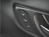◆ドライビングポジションシステム◆HondaスマートキーでDRIVER1・DRIVER2のそれぞれにシート位置を記憶でき、乗車時に使用キーを判別して自動で調整を行います。