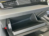 Audi認定中古車全てのグレードで延長保証1年または2年にご加入いただけます。