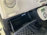 ナビやオーディオ等のパーツはもちろん、ボディコーティングなども承ります。またオートローンから任意保険、お車の鈑金修理までトータルでサポートさせて頂きます。