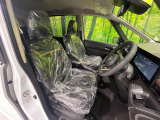 もちろん車内はキレイです♪よりクリーンな状態をキープしたいお客様には『ナノゾーンコート』がおすすめ!新型コロナウイルス対策や、除菌・消臭に効果を発揮し多くの方にご好評いただいております。