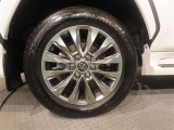 265/55R20タイヤ&20&times;8Jアルミホイール (スーパークロームメタリック塗装)