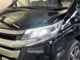 LEDヘッドライトです。デザイン性がよくとても明るいので、夜間の走行や悪天候でも安心です。しかも長寿命!