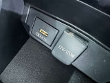 シガーソケット用の充電器が使用可能です!