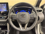 ステアリングスイッチ搭載!手を離さずに手元のスイッチでさまざまな操作が可能。運転中、視線をそらさなくても操作ができて安全です!