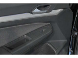 この度は数ある中から弊社認定中古車をご覧いただき誠にありがとうございます。スペースの都合上、店舗で展示していない場合がございますの事前にお問い合わせくださいませ。