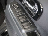 ◆パワーウィンドウスイッチ◆運転席から全席の窓の開閉操作を行うことが出来いつでも換気ができます!
