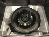 スペアタイヤ装備。