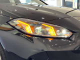 エンジェルアイ、イカリングと呼ばれるBMWのライトの正式名称は「コロナリング」です。一目でBMWとわかる伝統のデザインです。