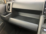 延長保証につきましてはお求めいただく車両によって保証料が異なりますので、当店スタッフまでお気軽にお問い合わせくださいませ。