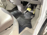☆納車前には撥水コーティングで外装のツヤとクリアを復活させます!!納車後の、お手入れも楽にして頂けます!!(パックによります)
