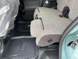 フロアマットも綺麗にクリーニングして納車しております!