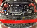 SKYACTIV-G搭載!爽快なパワーフィールと低中速の豊かなトルクによる実用域での扱い易さを是非体感して下さい!エンジンルーム内の清掃も行き届いております♪
