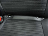 ◆ISOFIX◆シートベルトいらずでチャイルドシートと固定金具を連結するだけでガッチリ固定できます。