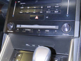 CD、DVD、ブルーレイの再生ができます。