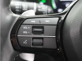 ◆オーディオリモコンスイッチ◆視点をそらすことなく、ボリューム調整・オーディオソース切替・選曲の操作が可能に。安全運転にひと役買います♪