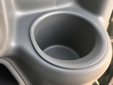 ドリンクホルダー装備☆運転席右側についていますのでドリンクも取り出しやすい☆