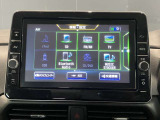 日産純正メモリーナビゲーションです♪目的地まで案内するナビゲーション機能の他にフルセグ画質で楽しめるTVやBluetooth Audio☆DVD再生など多彩な機能が満載で運転を快適にサポートしてくれます☆