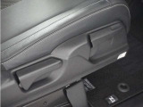 ◆シートハイトアジャスター◆運転席を上下に高さ調節ができます!運転ポジションを体格に合わせてシート調整できます。
