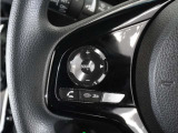 ◆オーディオリモコンスイッチ◆視点をそらすことなく、ボリューム調整・オーディオソース切替・選曲の操作が可能に。安全運転にひと役買います♪