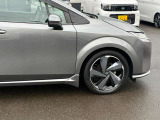 《日産認定中古車》 専門スタッフが検査し認定した車両です。保証期間は12ヶ月間、全国の日産ディーラーで対応が可能です。オプション装着部品に関してはメーカー純正部品も対象です。