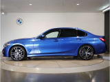 【BMWの伝統】時代を超える美しさ。磨き抜かれたエアロダイナミクスが瞳を奪う。一目で伝わるスポーティーなプロポーションは、BMWの走行性能を生み出すのに欠かせない要因の一つです。