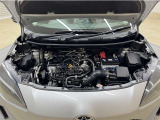 トヨタ中古車「まるごとクリーニング」施工済。エンジンルームを専用洗剤で洗浄!高圧&スチーム洗浄も行います。樹脂部分も艶出し剤でピカピカです☆☆