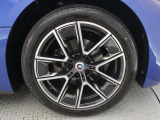 BMWならではの卓越した走りを支えるホイールと足回りです!